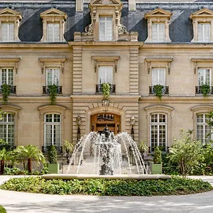 ***** Hotel Saint James France