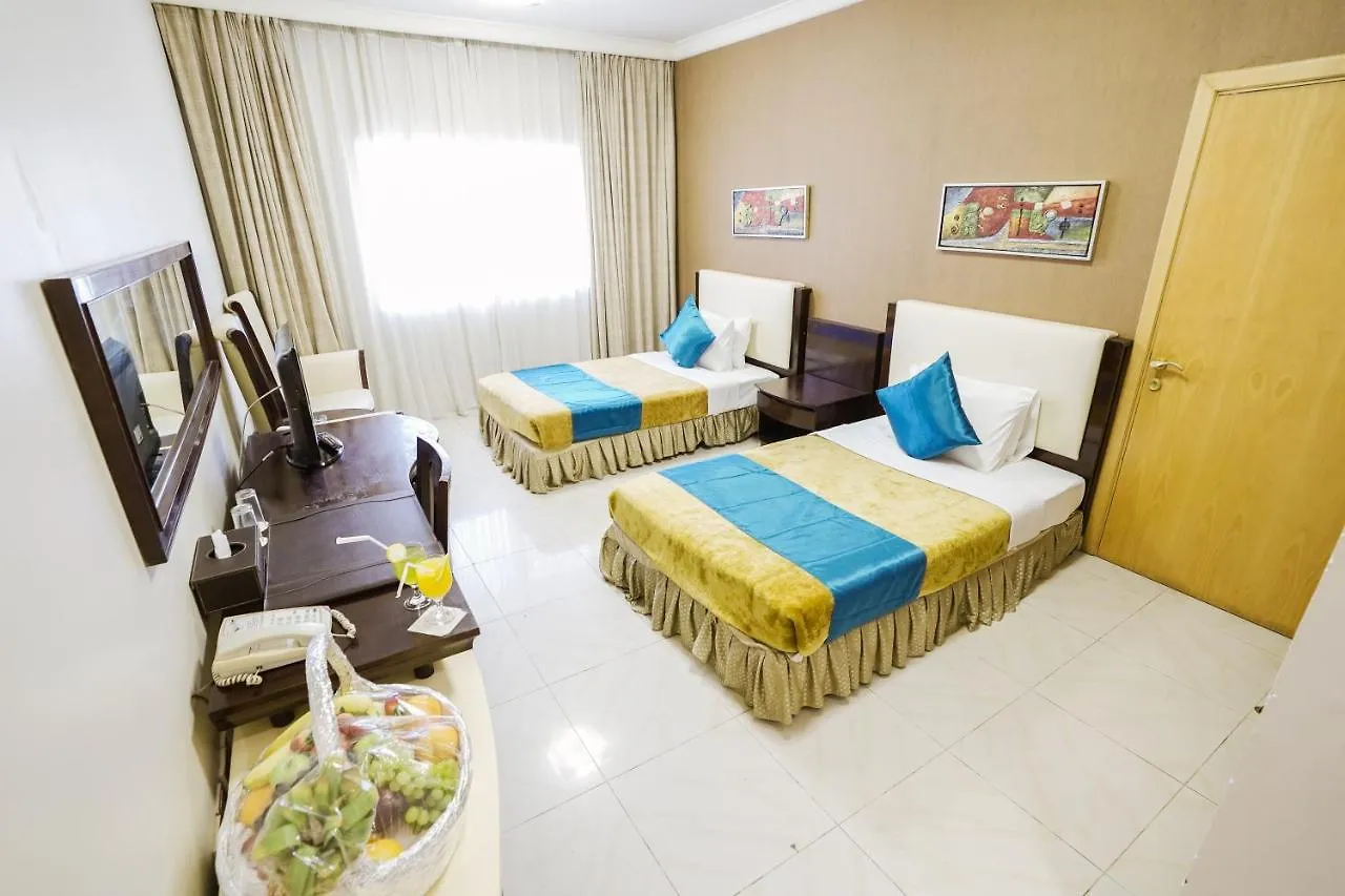 Crystal Plaza Hotel Sharjah 2*,