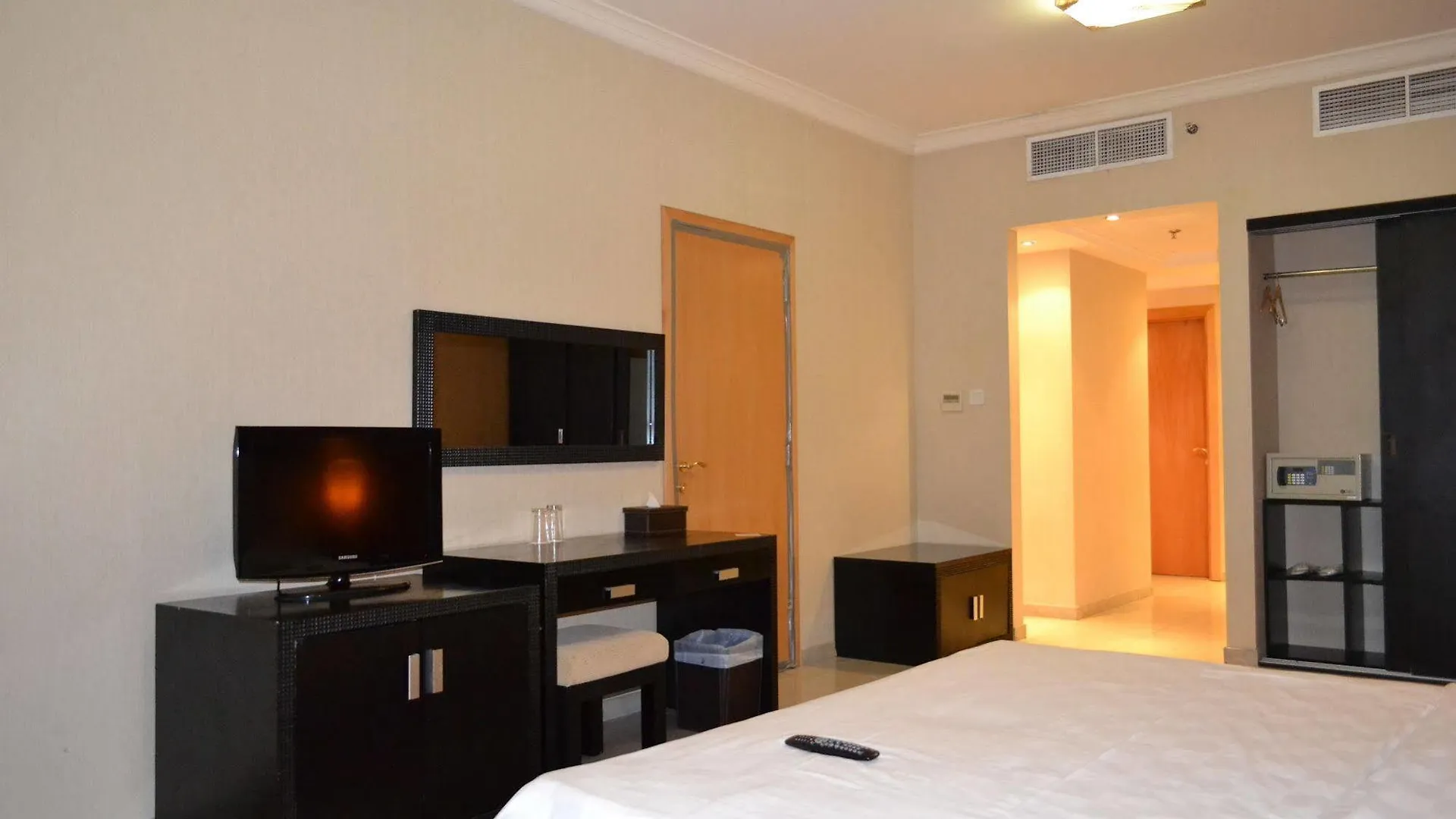 Crystal Plaza Hotel Sharjah United Arab Emirates