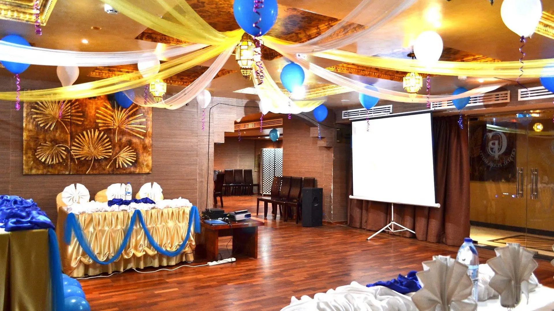 Crystal Plaza Hotel Sharjah 2*,  United Arab Emirates